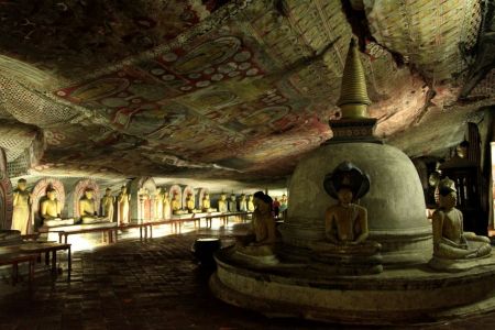 (miniature) Grotte monastère de Dambulla au Sri Lanka (Asie)