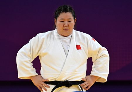 (miniature) La Chinoise Xu Shiyan durant les demi-finales de judo féminin +78kg
