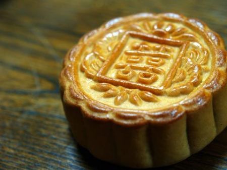 (miniature) Pourquoi les Chinois mangent-t-ils des gâteaux de Lune lors de la fête de la mi-automne ?