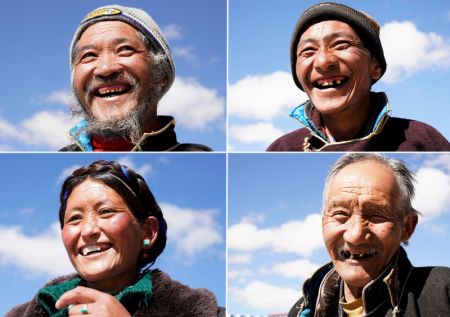 (miniature) Combinaison de photos montrant des villageois posant devant leurs nouvelles maisons dans le bourg de Pumaqangtang