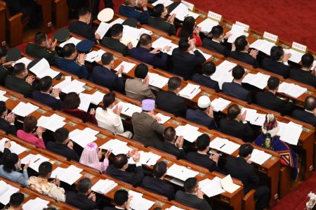 (miniature) Réunion d'ouverture de la première session de la 14e Assemblée populaire nationale