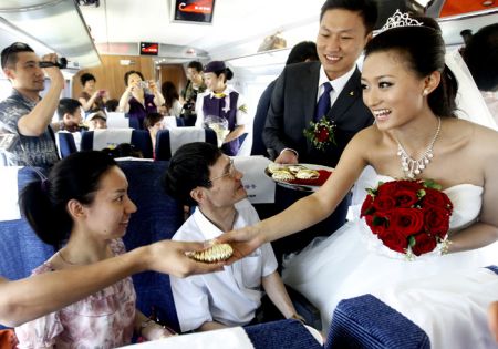 (miniature) Photos : mariage groupé dans le nouveau TGV Pékin-Shanghai