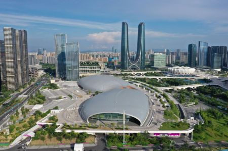 (miniature) Photo aérienne du Centre sportif olympique de Hangzhou