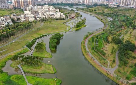 (miniature) Photo aérienne du parc de zone humide Fengxiang de la rivière Meishe