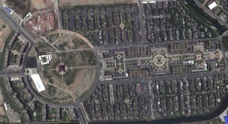 (miniature) Photos : Une copie de Paris en Chine, avec sa tour "Eiffel" et ses bâtiments "haussmanniens"