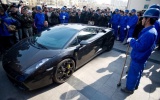 Il dtruit volontairement sa Lamborghini Gallardo en public pour protester contre le SAV