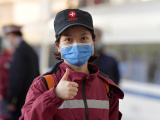 Photos (COVID-19) Chine : dpart de professionnels de sant pour Shanghai