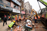 Photos Chine : secours aprs l'effondrement d'un immeuble  Changsha