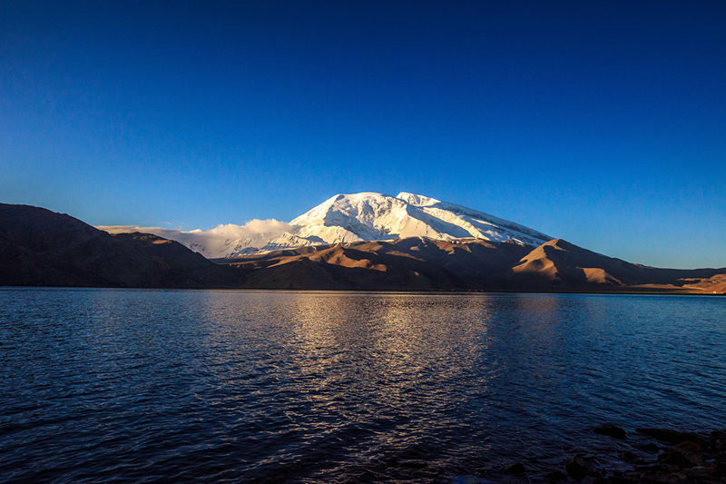 lac Karakul