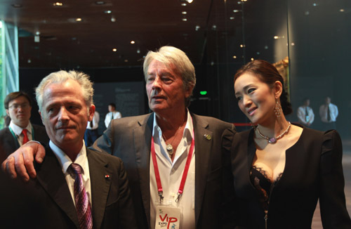 Alain Delon et Gong Li