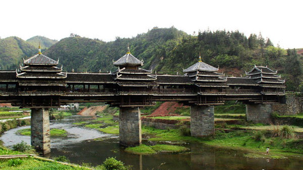 pont du vent et de la pluie