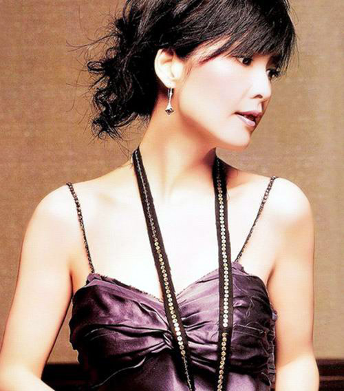 Vivian Chow