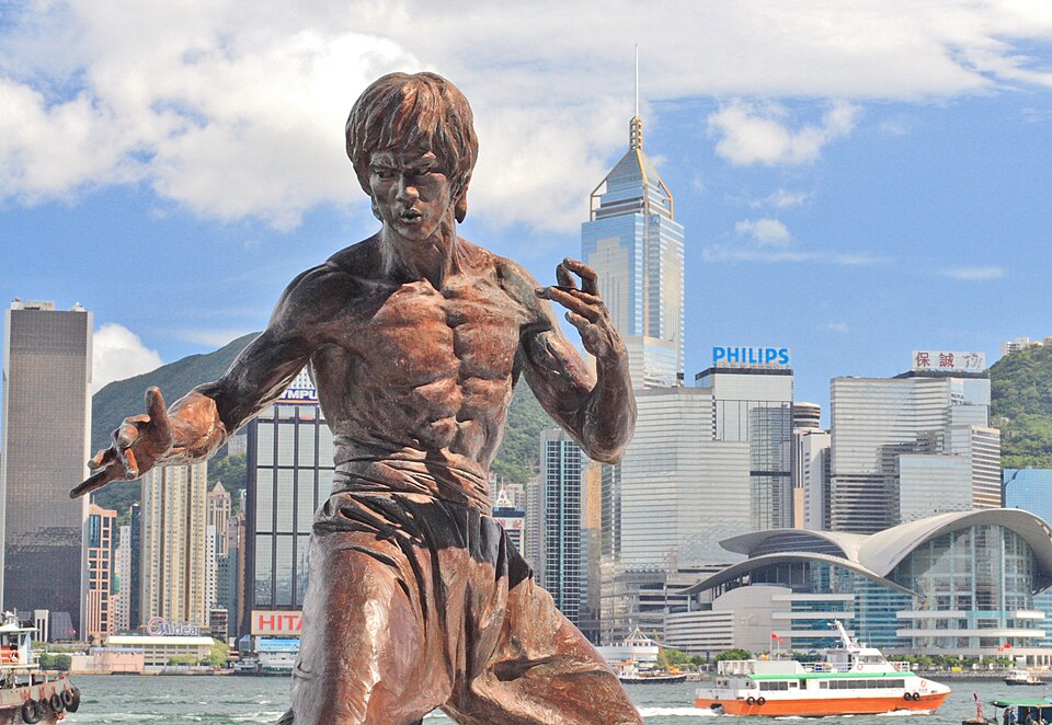 Statue de Bruce Lee sur l'avenue des Étoiles, à Hong Kong