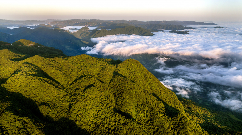 Photo aérienne du paysage de la zone touristique de Longtoushan à Hanzhong