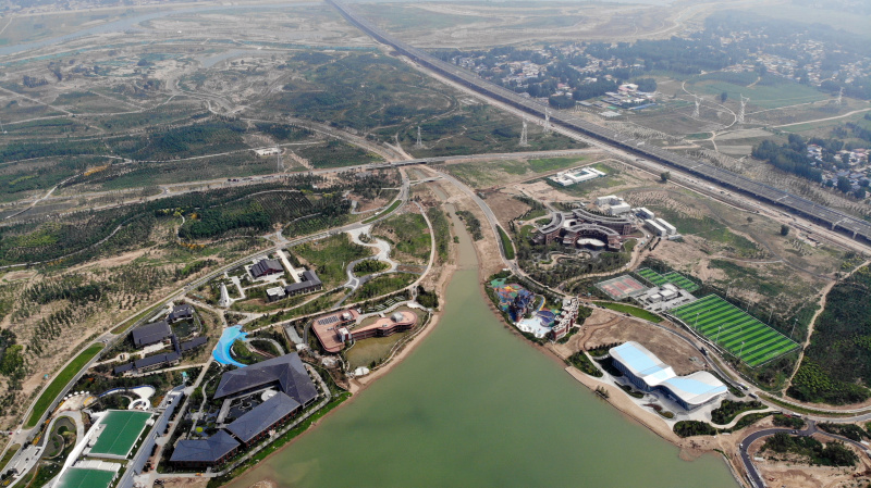 Photo aérienne d'un parc paysager dans la Nouvelle Zone de Xiong'an