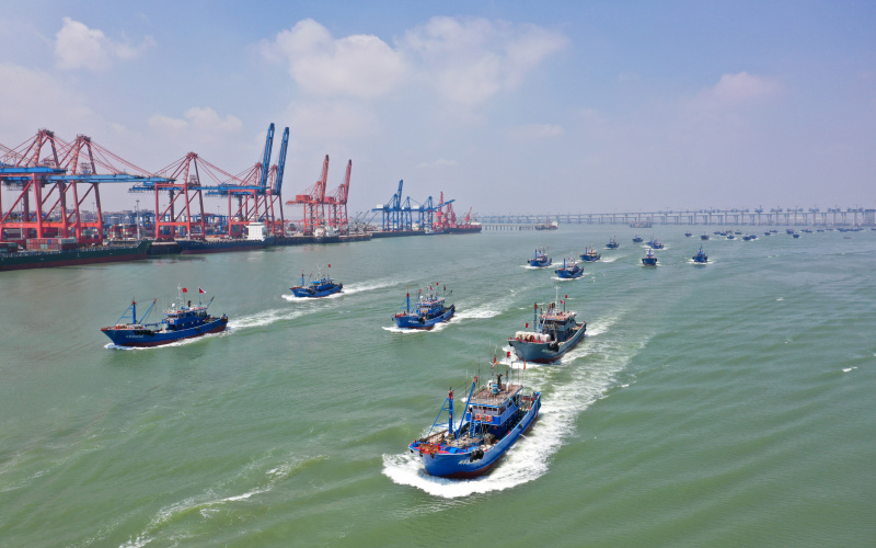 Photo aérienne de bateaux de pêche dans la baie de Quanzhou