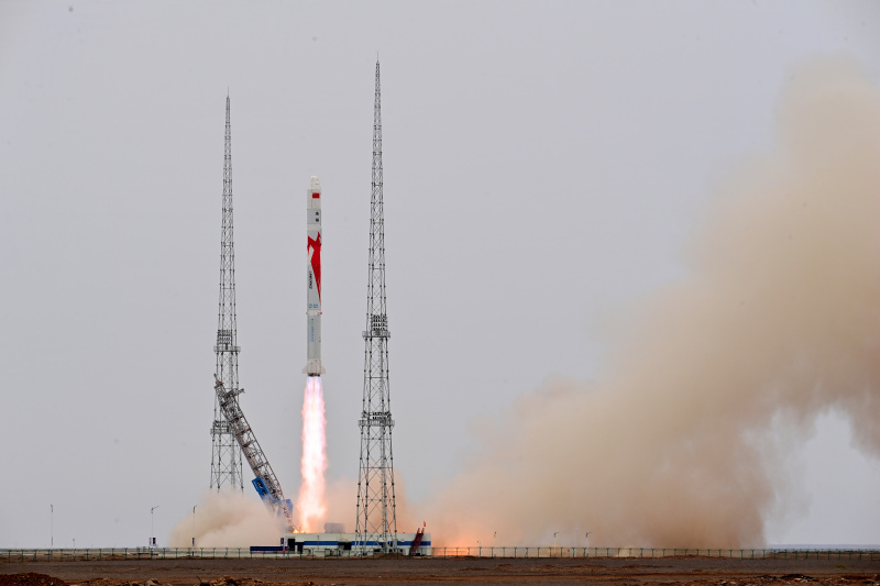 La fusée porteuse Zhuque-2 décolle depuis le Centre de lancement de satellites de Jiuquan