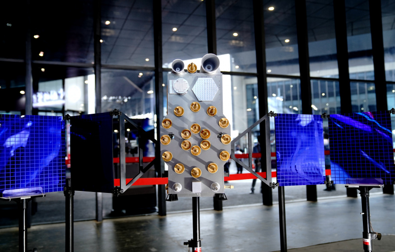 Un modèle présenté lors de la 22 édition de l'Exposition industrielle internationale de Chine (CIIF) à Shanghai