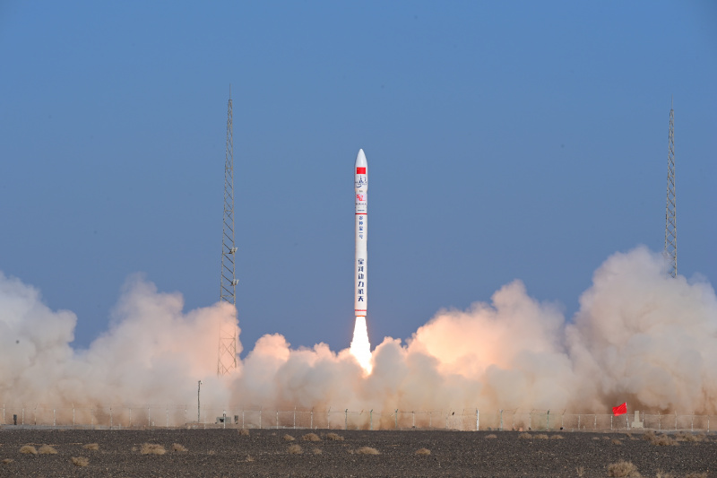 Une fusée porteuse CERES-1 Y5 décolle du Centre de lancement de satellites de Jiuquan