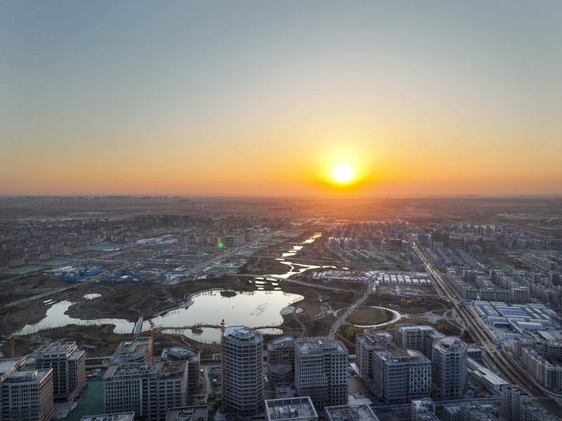 Photo aérienne du lever de soleil au-dessus de la Nouvelle Zone de Xiongan