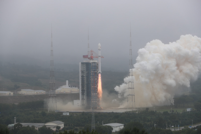 Une fusée porteuse Longue Marche-2D transportant le satellite Beijing-3B décolle depuis le Centre de lancement de satellite de Taiyuan