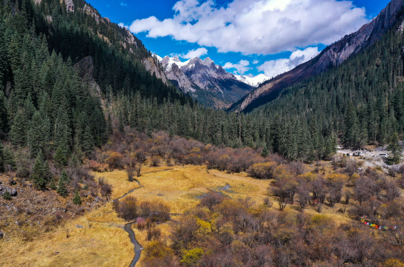 Vue aérienne du site touristique de Babagou