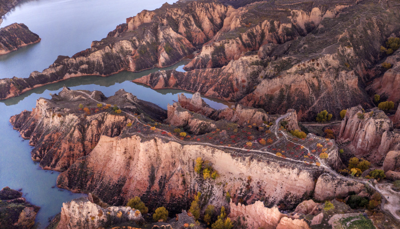 Photo aérienne du paysage du géoparc de loess de Mahuangliang