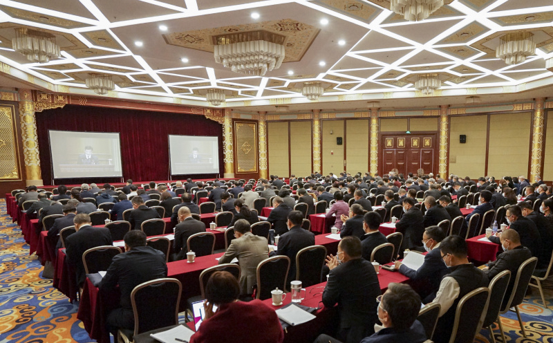 Une salle adjacente d'une vidéoconférence de la première session du 14e Comité national de la Conférence consultative politique du peuple chinois (CCPPC)