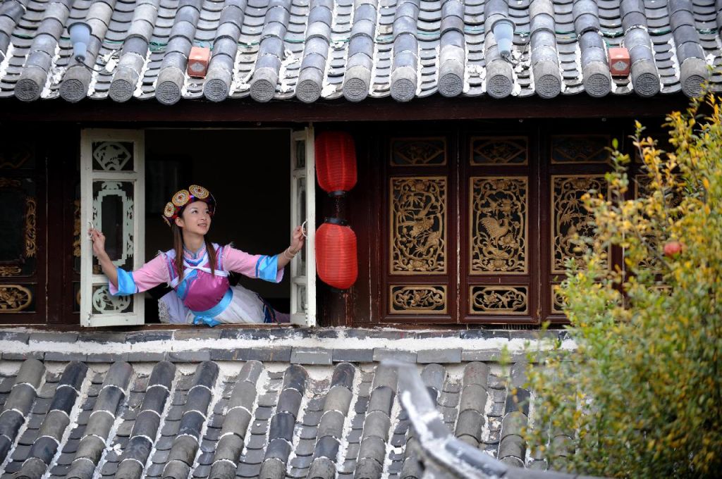 Femme Naxi à Lijiang
