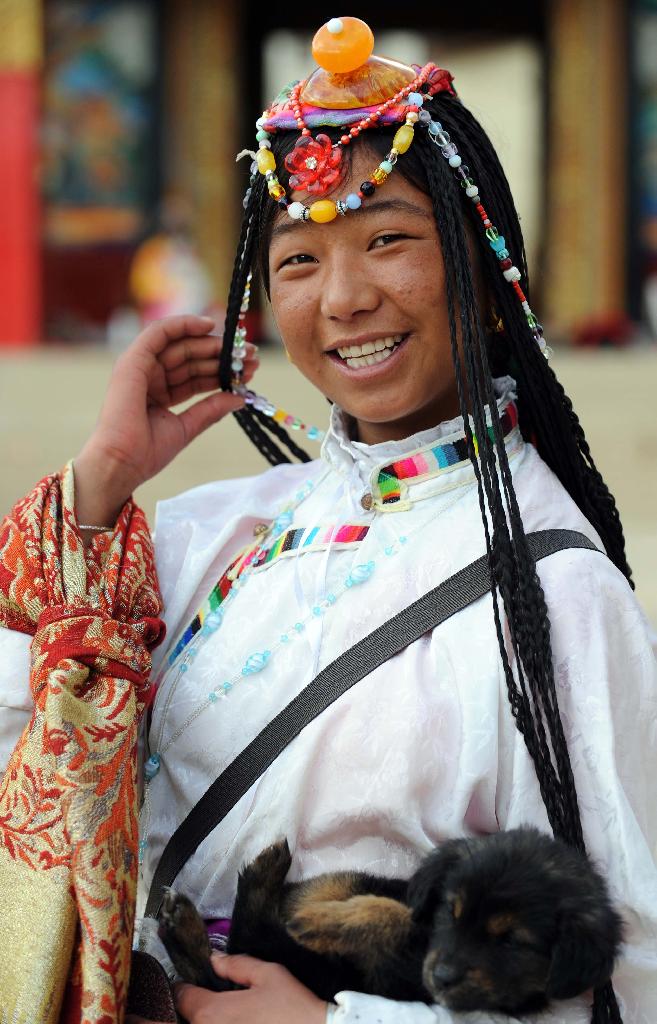 Portrait d'une tibétaine à Shangri-la