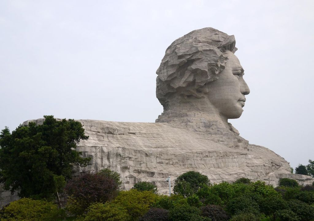 Sphinx avec la tête de Mao Zedong ?