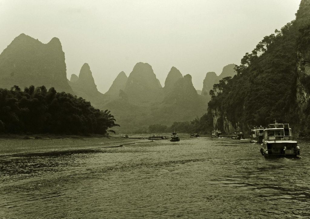 Guilin (桂林), Promenade en bateau sur le LIJIANG