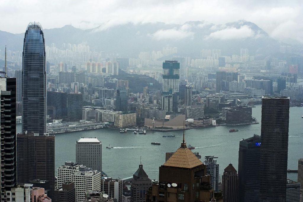 Hongkong (xiānggǎng = 香港) 2