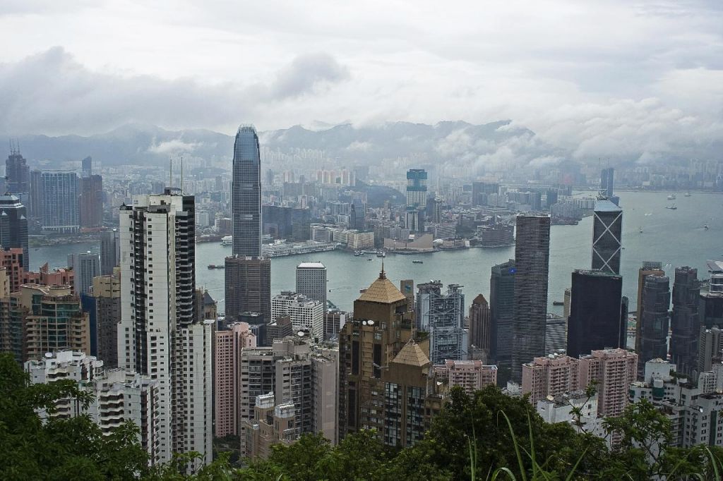 Hongkong (xiānggǎng = 香港)