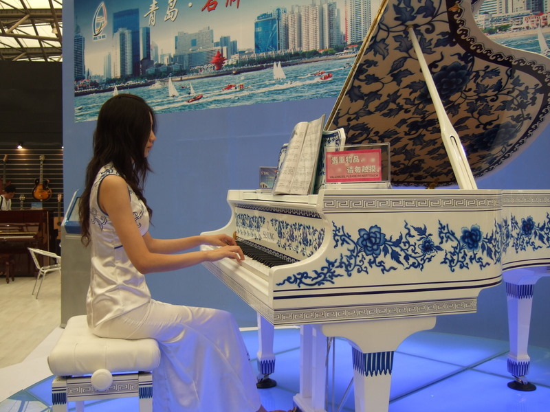 Shanghai Music Fair 2008 : Piano de Porcelaine