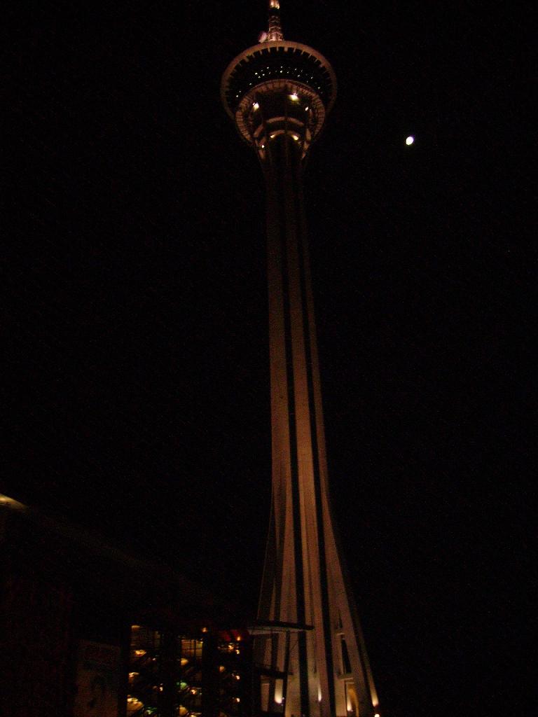Macao Tower de Nuit