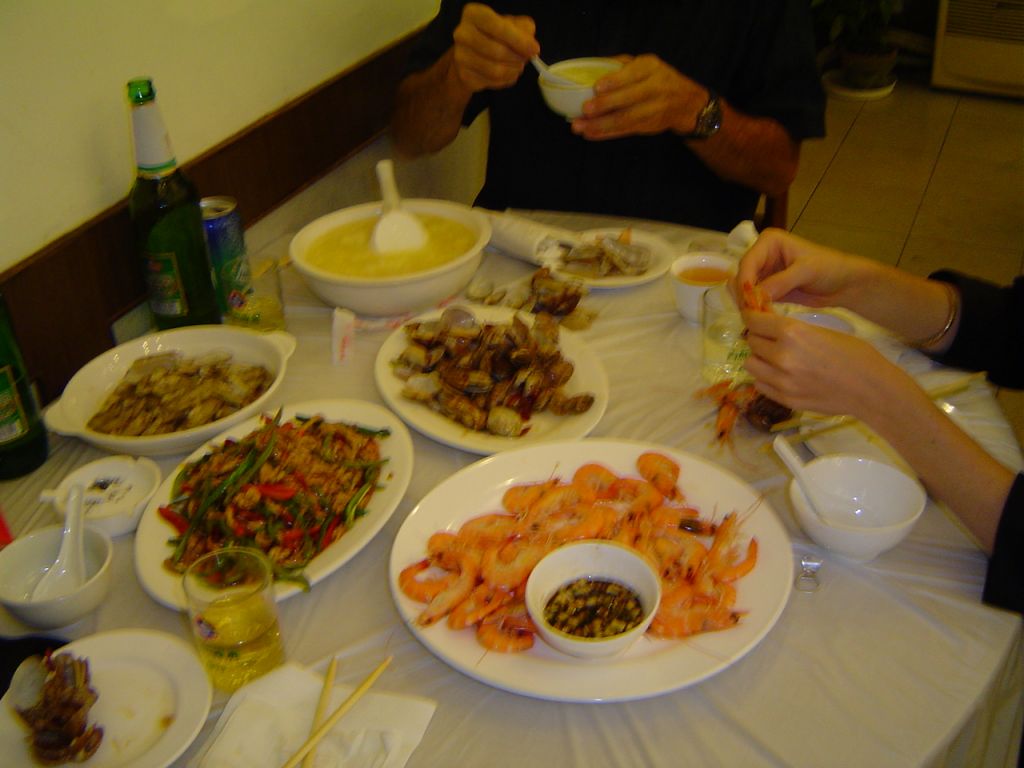Au restaurant de fruits de mer.