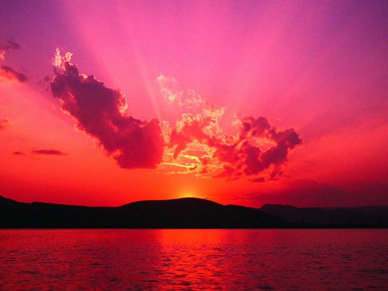 Le couché du soleil en un soir de méditation