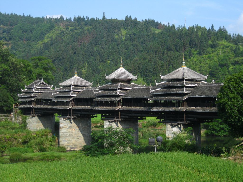 un pont à Sanjiang
