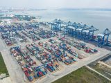 Vue aérienne du terminal international de conteneurs de Yangpu