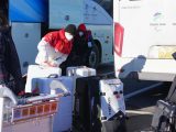 Des membres de la délégation chinoise arrivent au village olympique pour les Jeux olympiques d'hiver de Beijing 2022 à Zhangjiakou