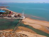 Vue aérienne du littoral de la baie d'Aoshan à Qingdao