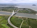 Photo prise le 21 juin 2022 de la zone humide de Xifengzhou à Lujiang