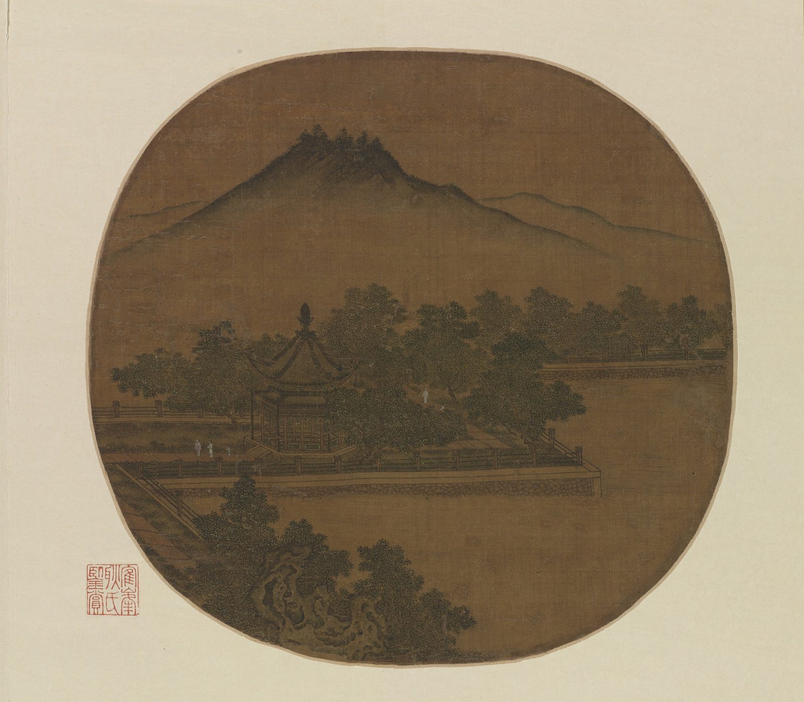 « Strolling to a lakeside gazebo 湖亭遊覽圖 », feuille d’album, dynastie des Song du Sud