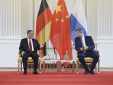 Le Premier ministre chinois Li Qiang s'entretient avec le ministre-président de Bavière Markus Söder dans le Land de Bavière