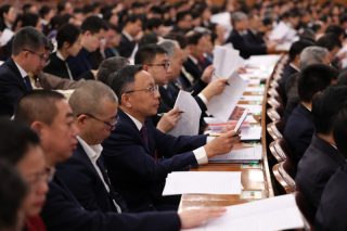 La réunion d'ouverture de la deuxième session du 14e Comité national de la Conférence consultative politique du peuple chinois (CCPPC) se tient au Grand Palais du Peuple