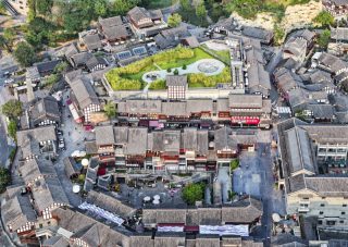 Vue aérienne du vieux bourg de Ciqikou