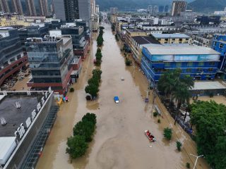 Chine : évacuations après des pluies torrentielles au Fujian