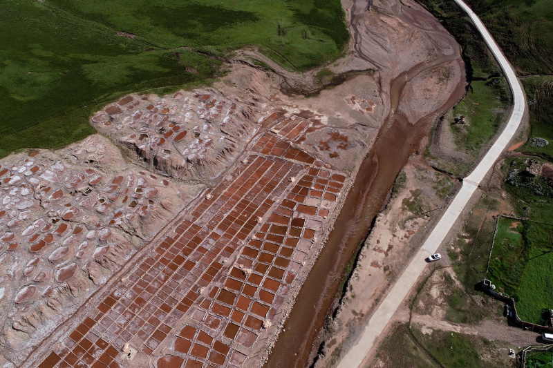 Vue aérienne des marais salants du bourg de Baizha