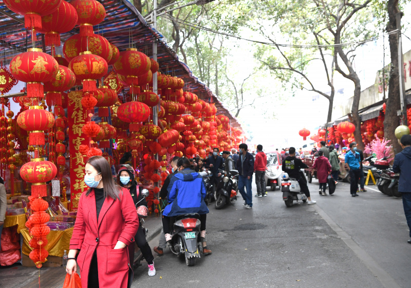 Lot de 36 décorations de fête du Nouvel An chinois à suspendre, 30 nœuds  chinois rouges